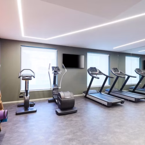 holiday-inn-express-brisbane-5021055068-4x3