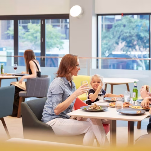 holiday-inn-express-brisbane-5021055650-4x3